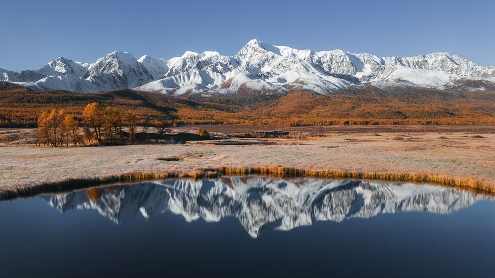 Photograph by Michael Kharitonychev