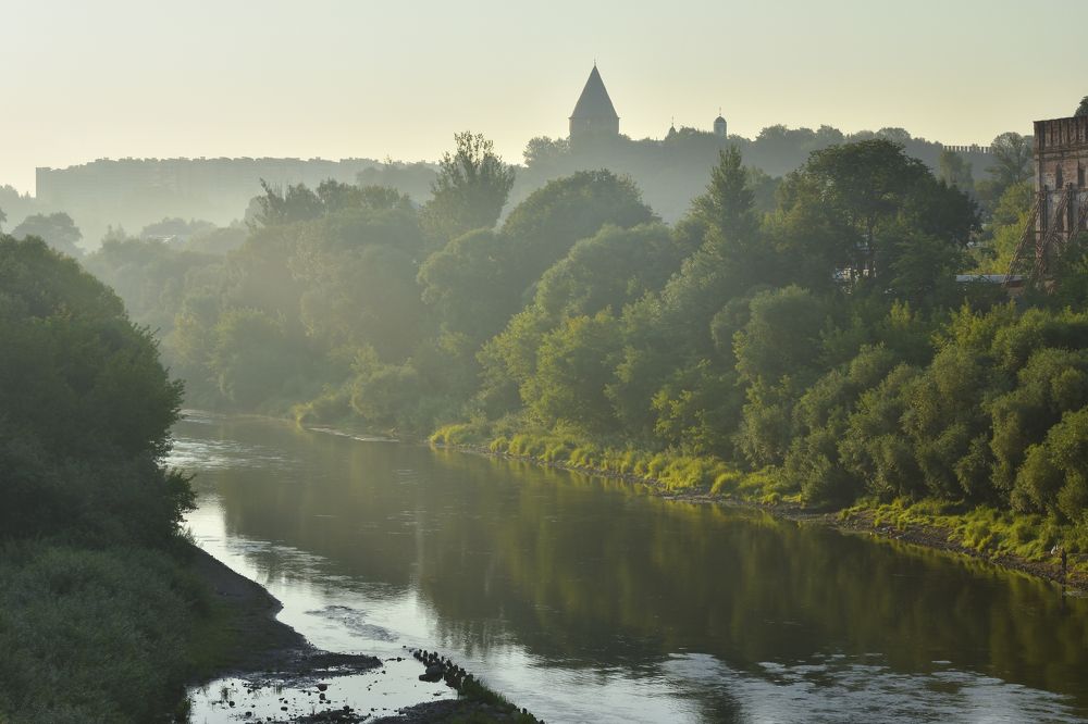 Утро на реке.