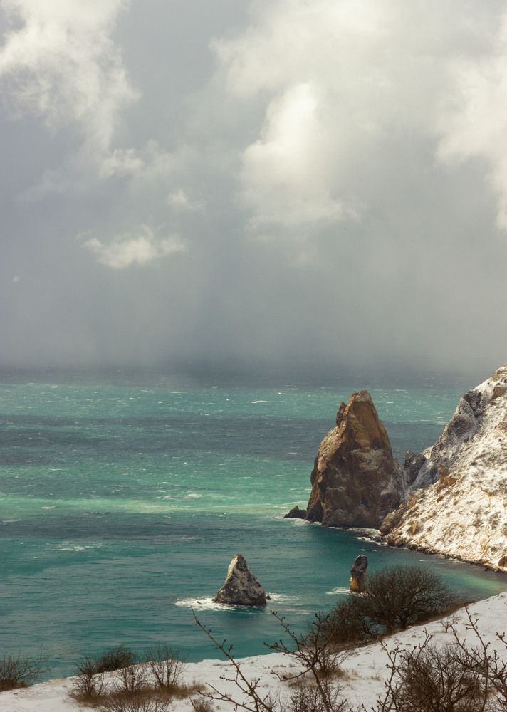 Заснеженная бирюза.