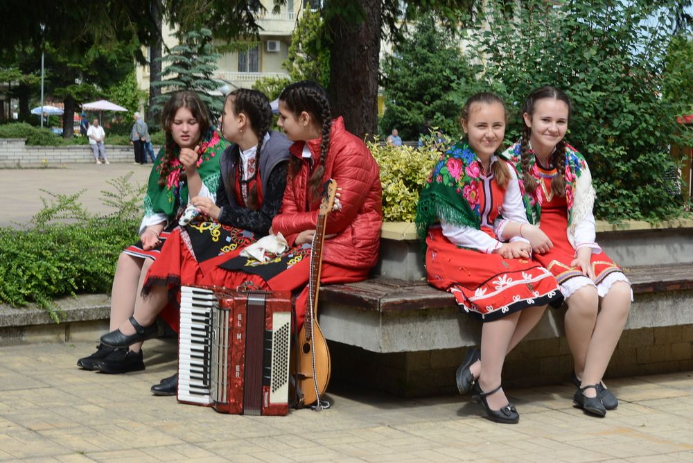 Folklor girls