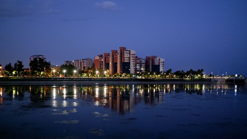 Photograph by Alp Aysgl