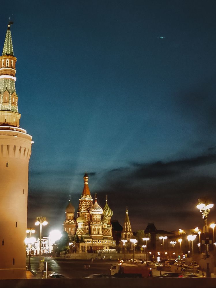 Ночная Москва