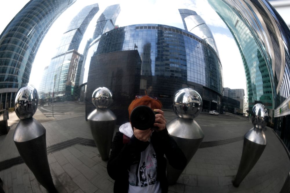 Лица в толпе