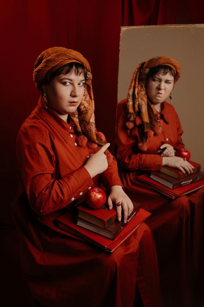 Автопортрет в красном