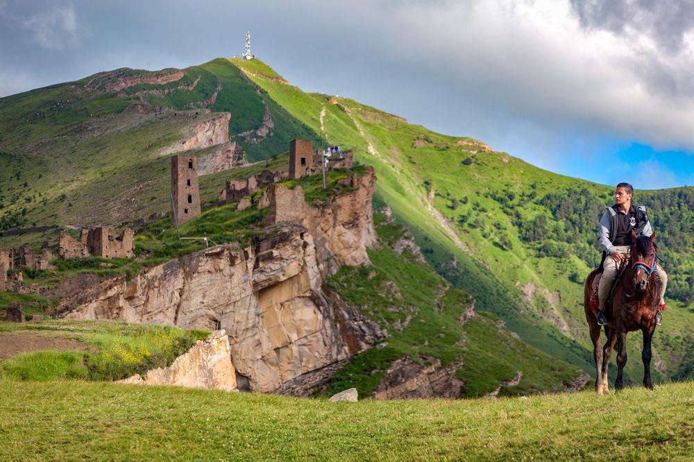 Аварский горец