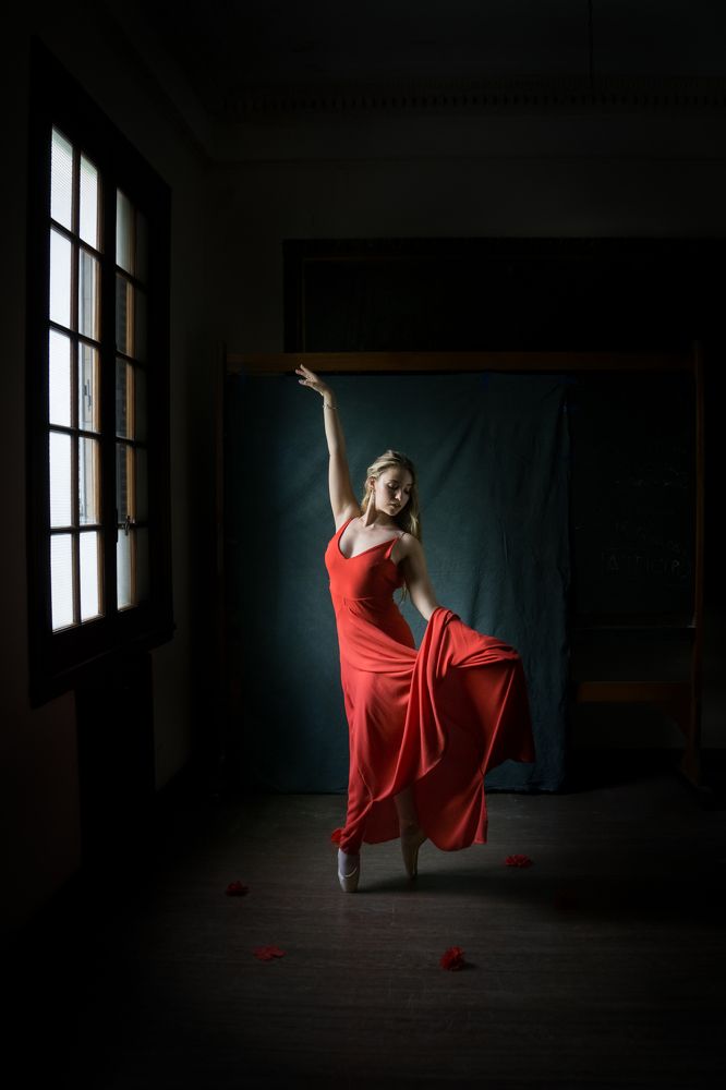 Фотография автора LORNA AGUIRRE