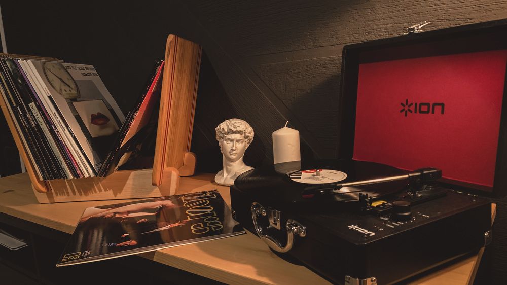 Photograph by Nakiato