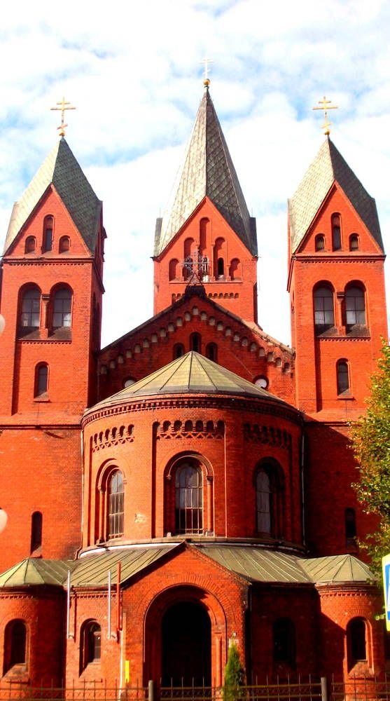 Свято-Михайловский храм.