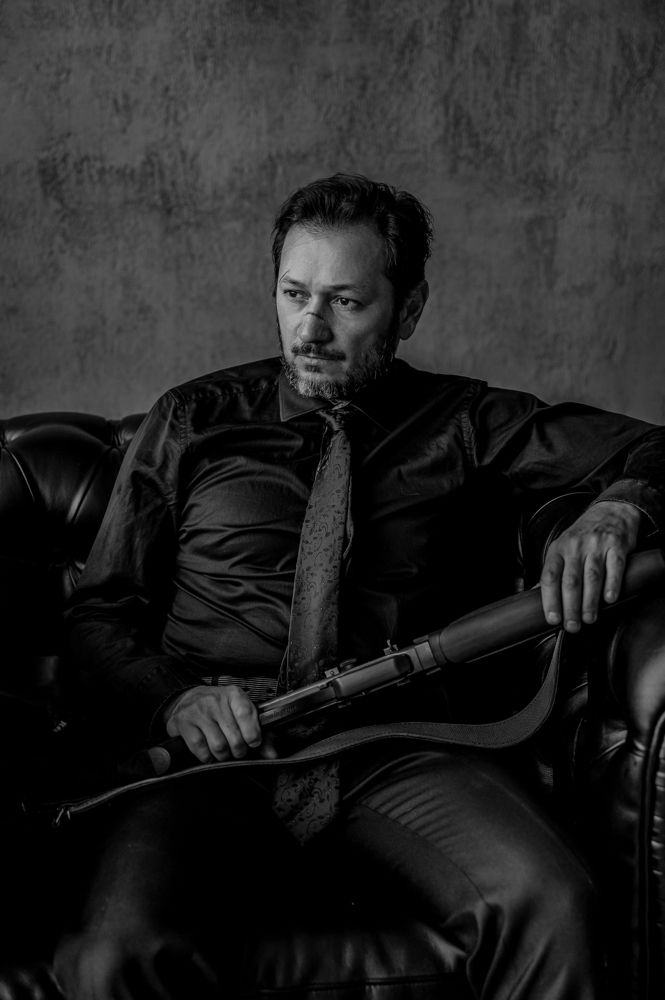 Актер- режиссер театра Олег