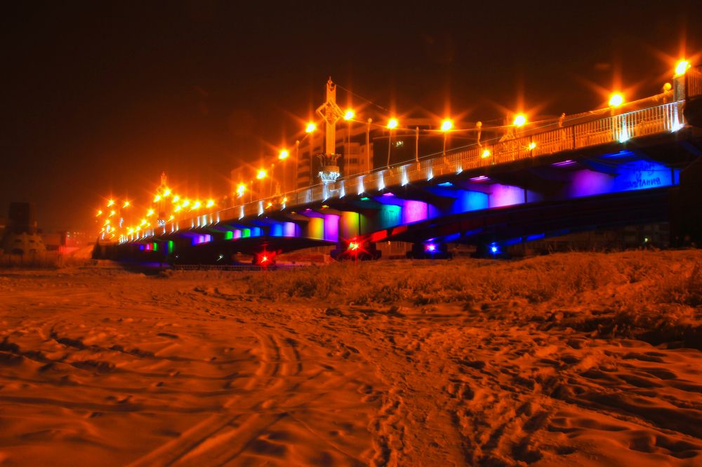 Ночной мост.