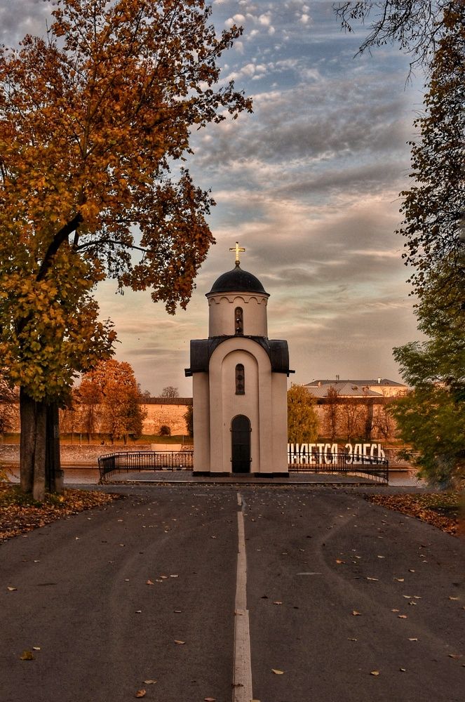 Ольгинская часовня на закате
