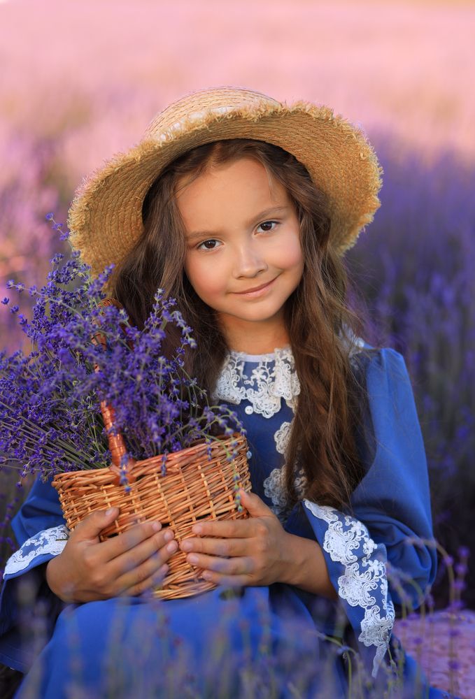 Милая девочка