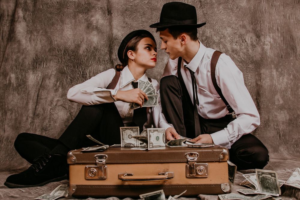 На пике эмоций.