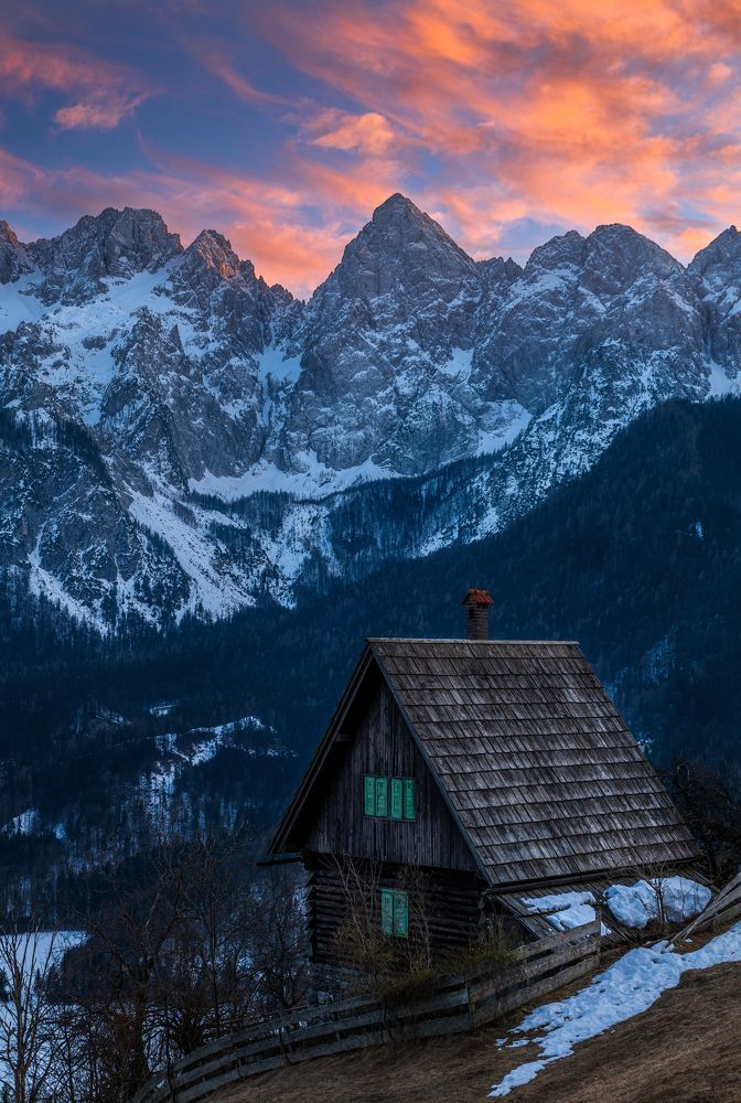 Photograph by Alain Veldin