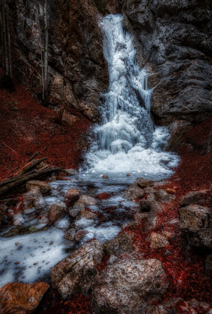 Photograph by Alain Veldin