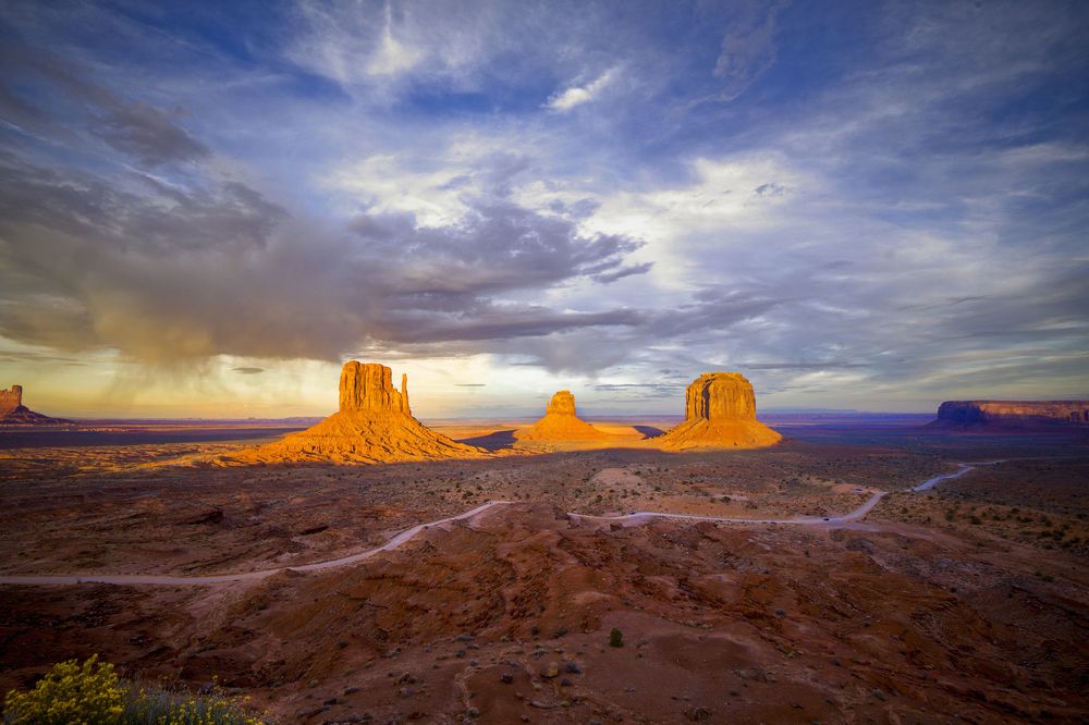When the universe decides to set up lights for you and it also pulls a dramatic backdrop for you.