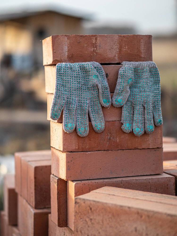 своими руками