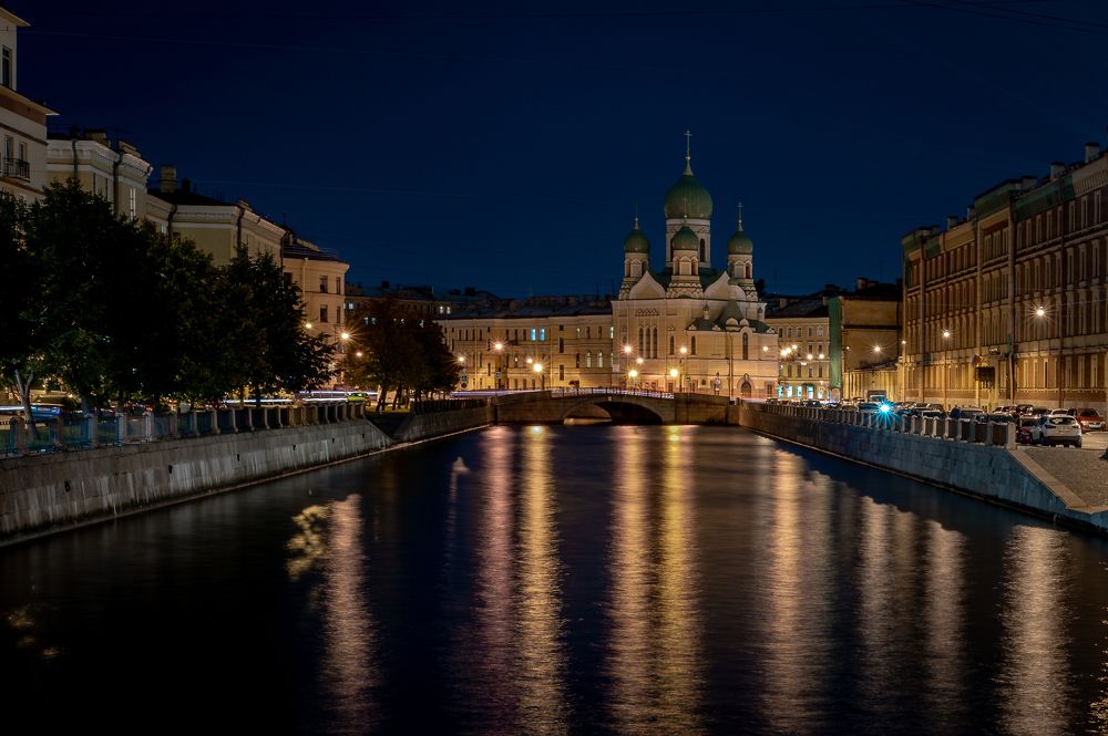 Фотография автора Андрей Васильев