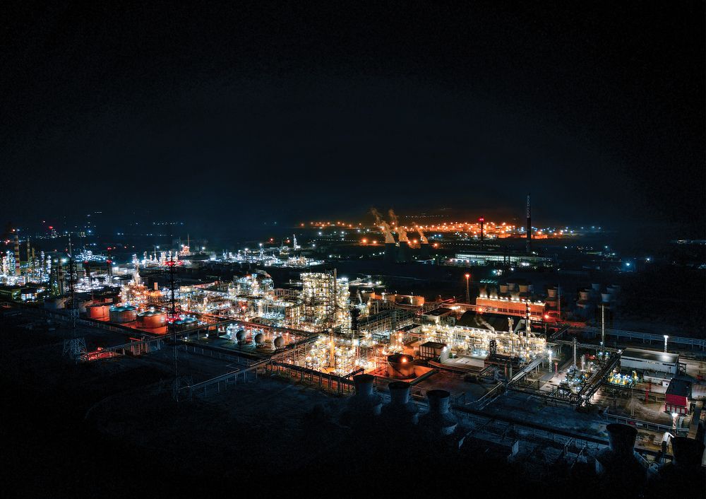 The Refinery Lights