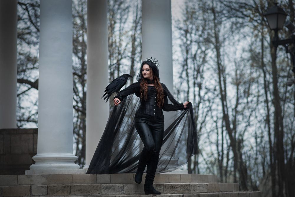 Black Raven Queen