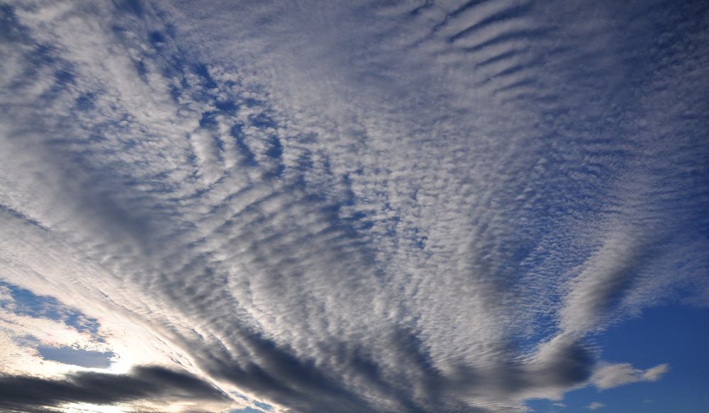 Перистые облака.