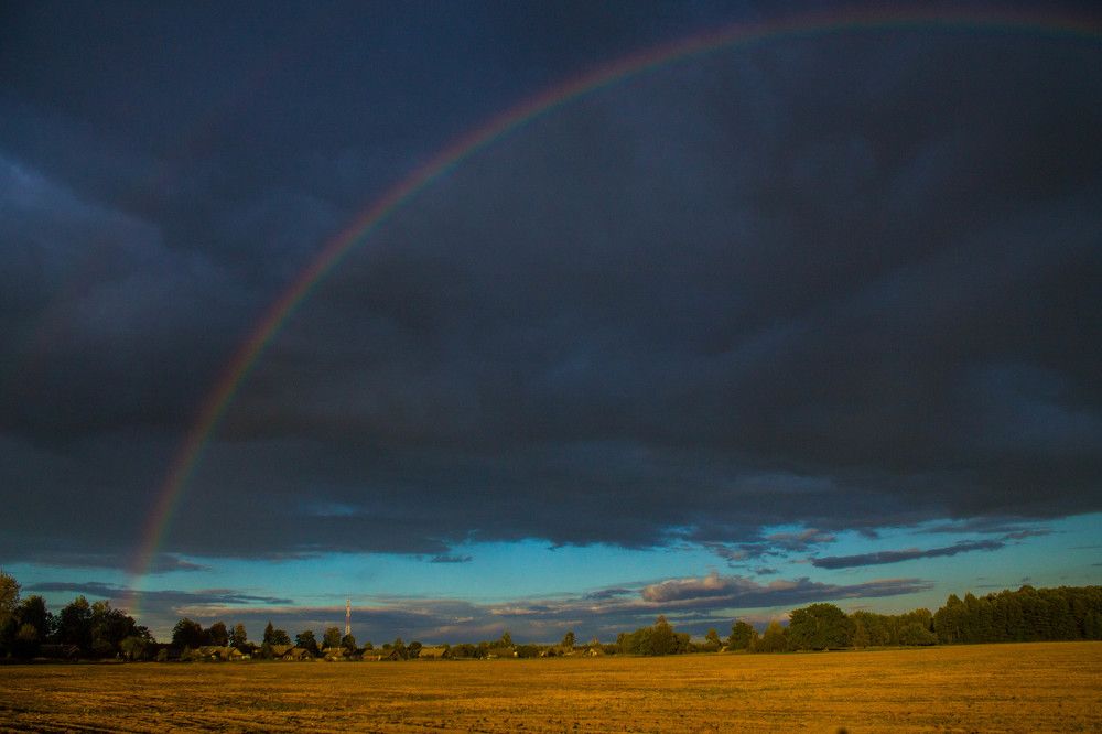 Радуга над деревней