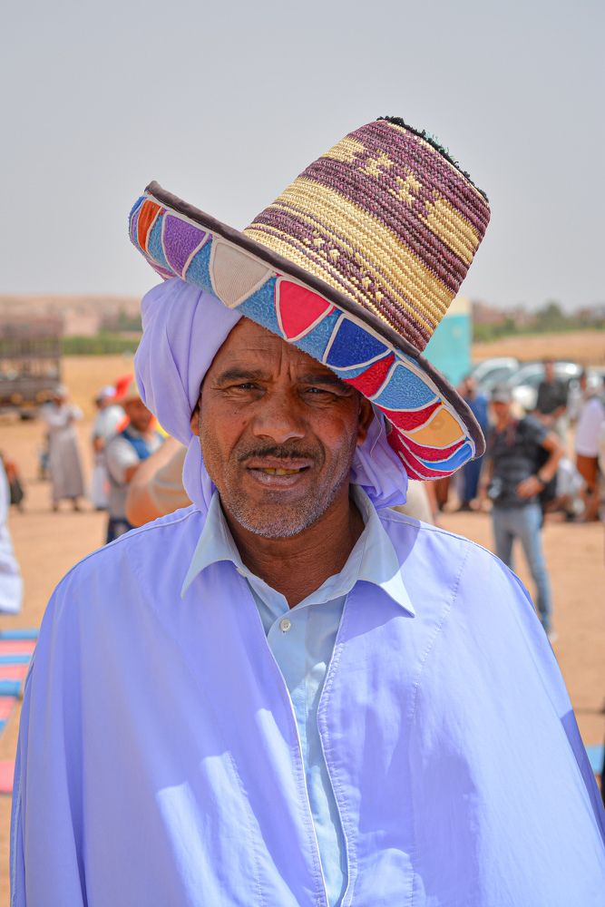 The dress of the authentic Algerian man