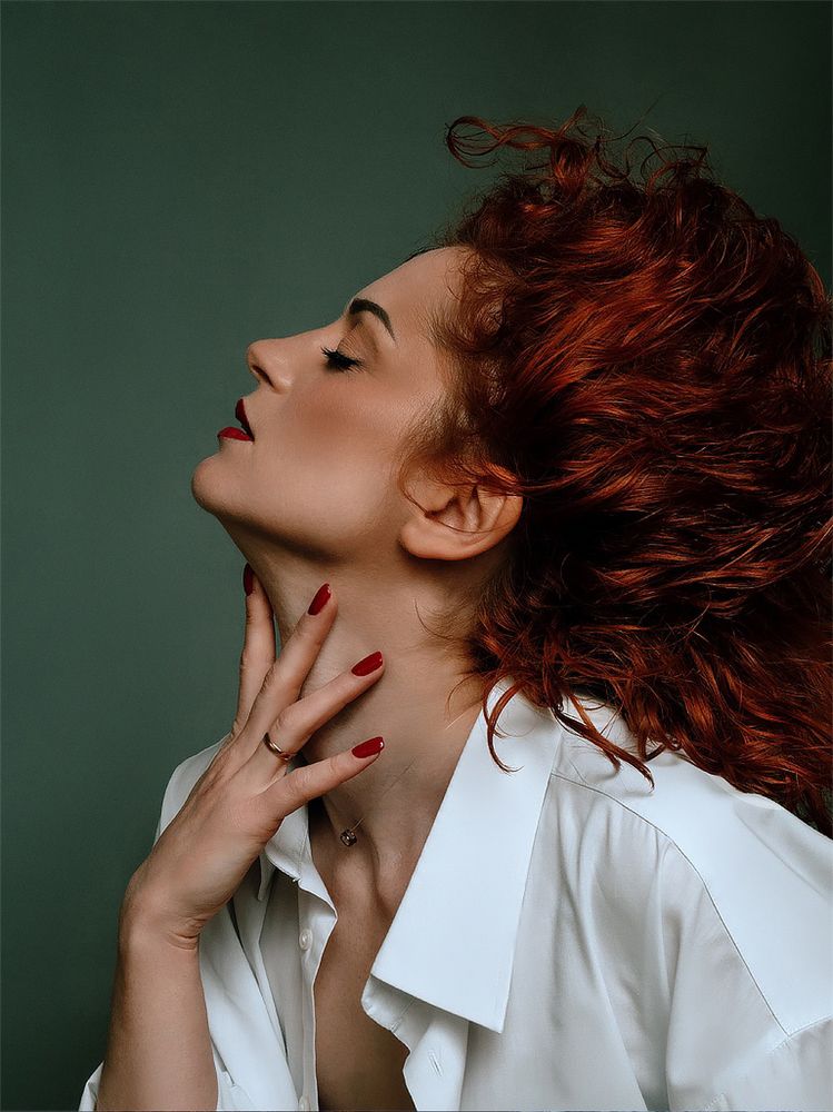 Фотография автора Елена Бурцева