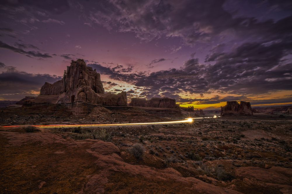 Leaving visitors with falling away lights