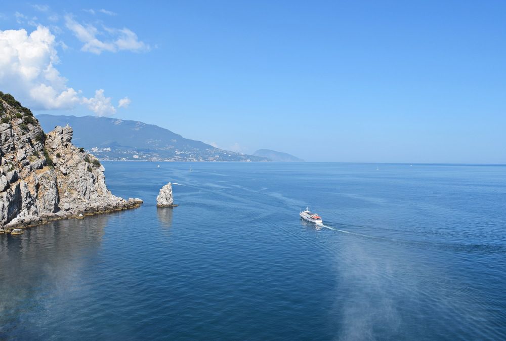 Синее Чёрное море.