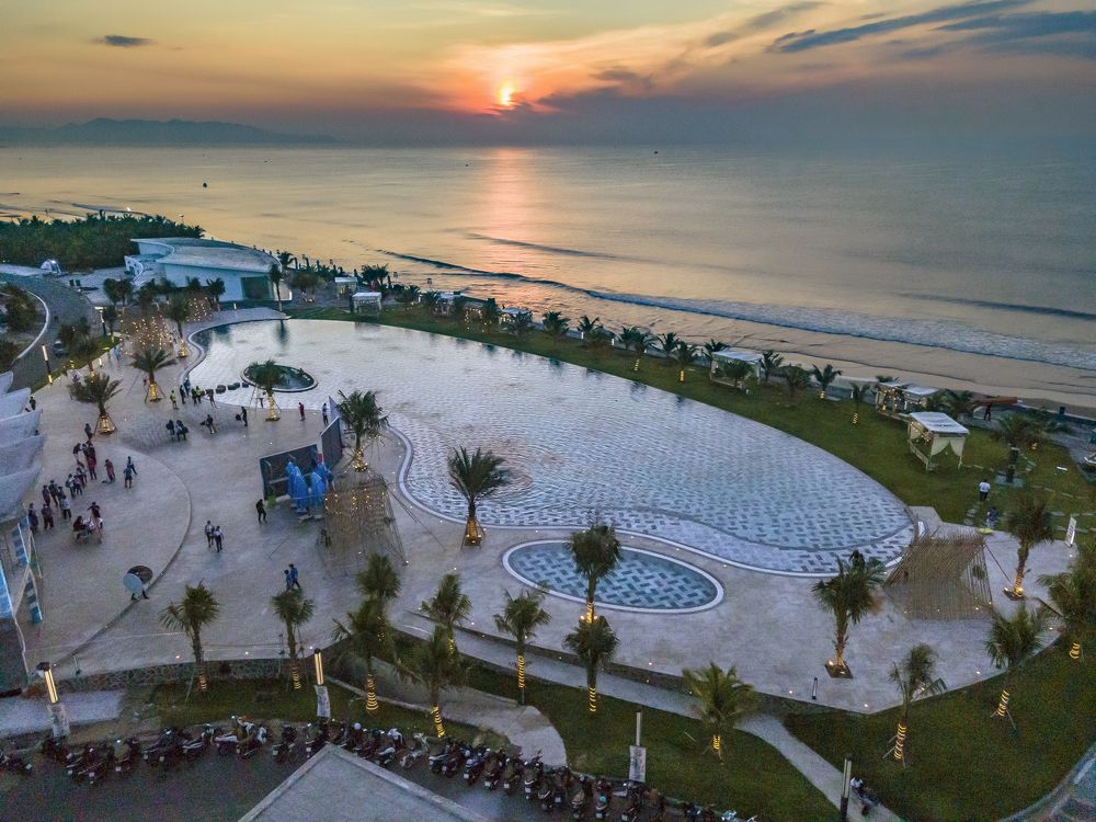 Bình minh trên biển