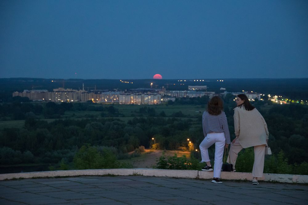 Суперлуние во Владимире. Июнь 2022 г.
