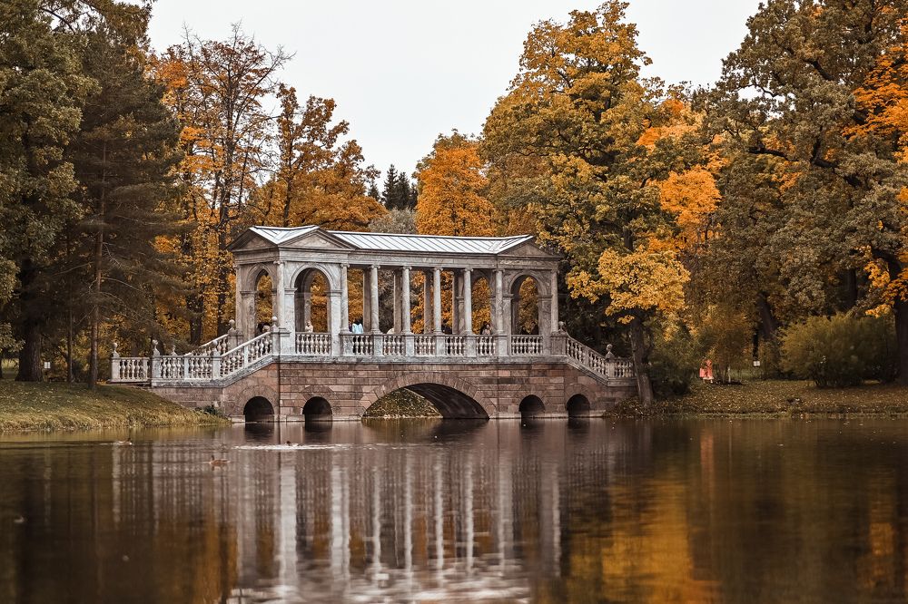 Мраморный мостик