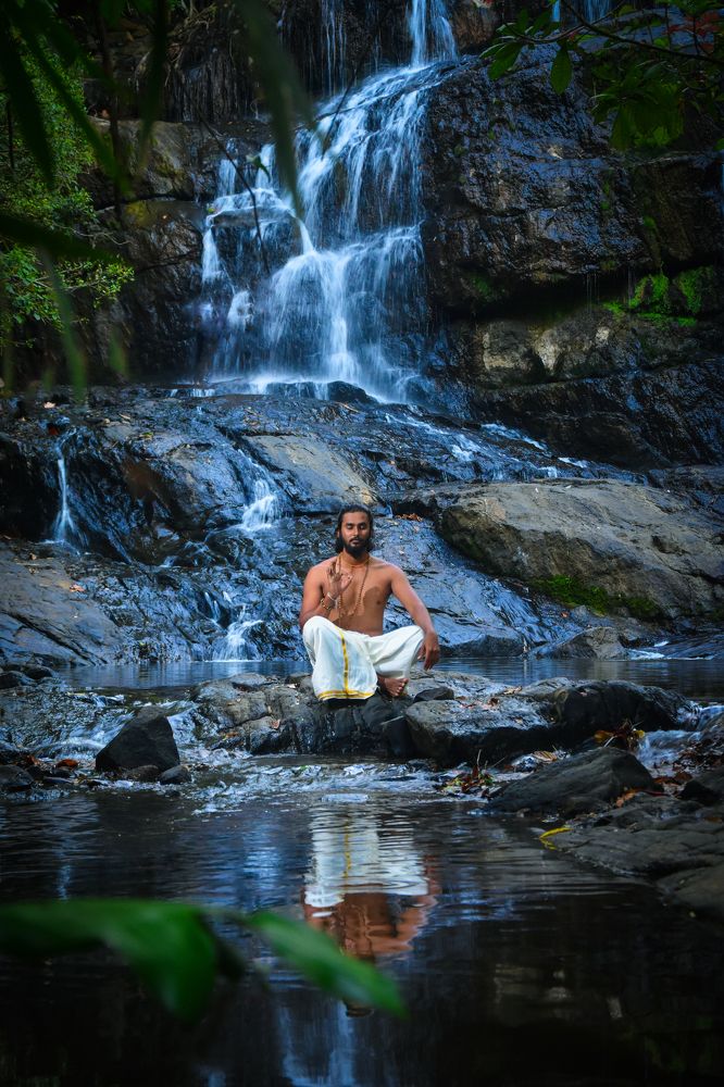 I see materiality through pure consciousness