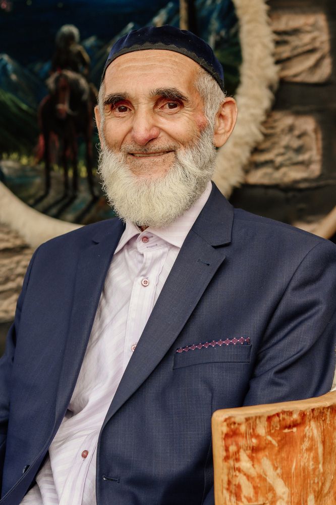 Дедушка Али