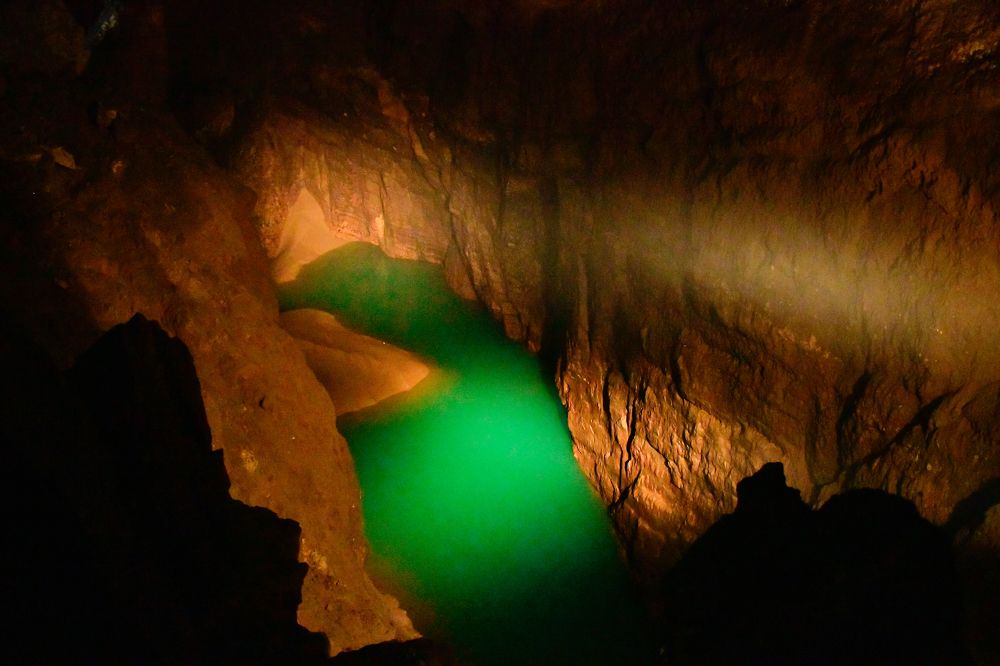 Болото в пещере