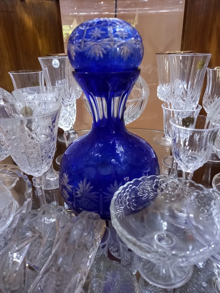 Blue crystal glass water bowl