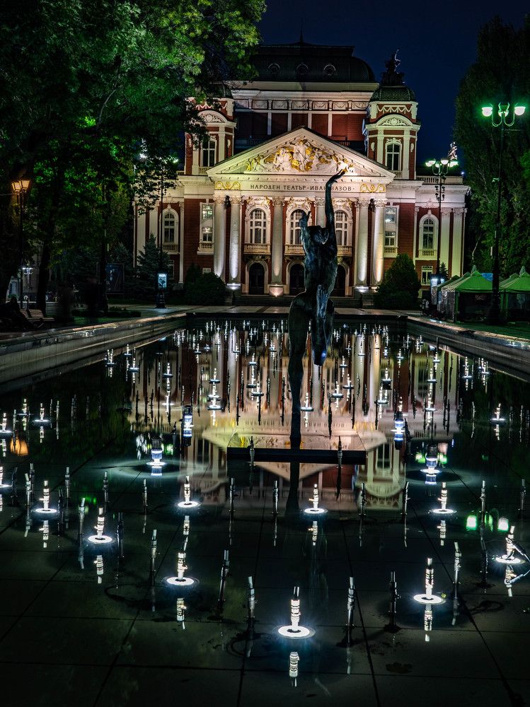 Фотография автора Виктор Демидов