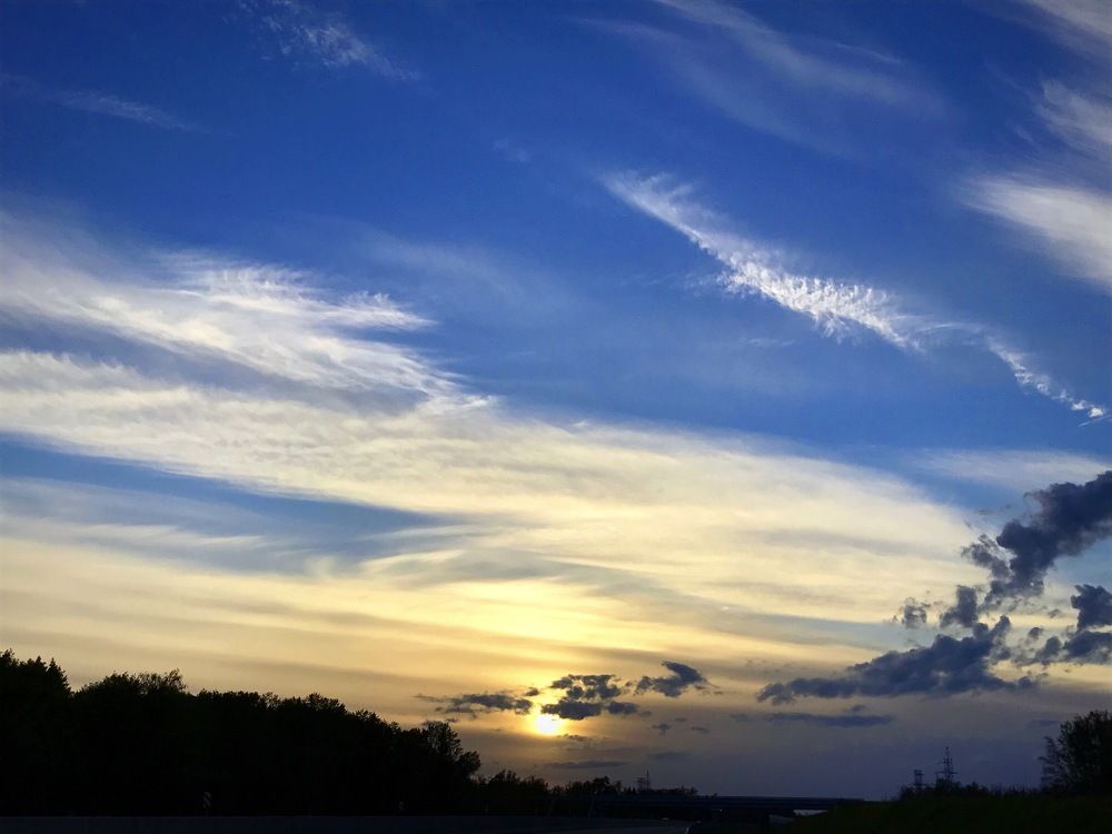 Вечернее небо.