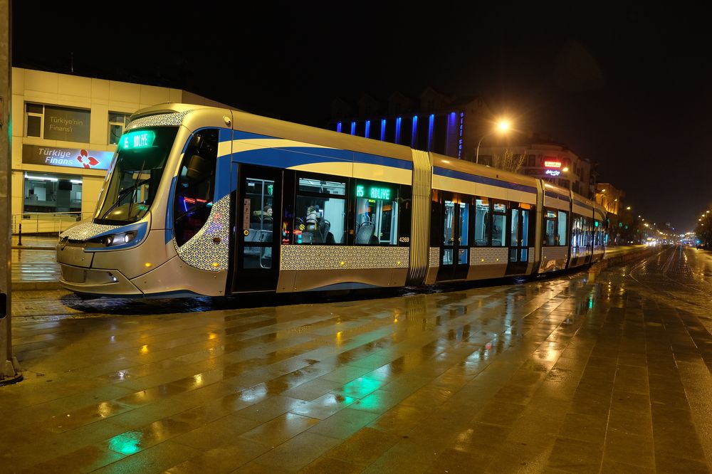 Photograph by Muzaffer Sütlüoğlu