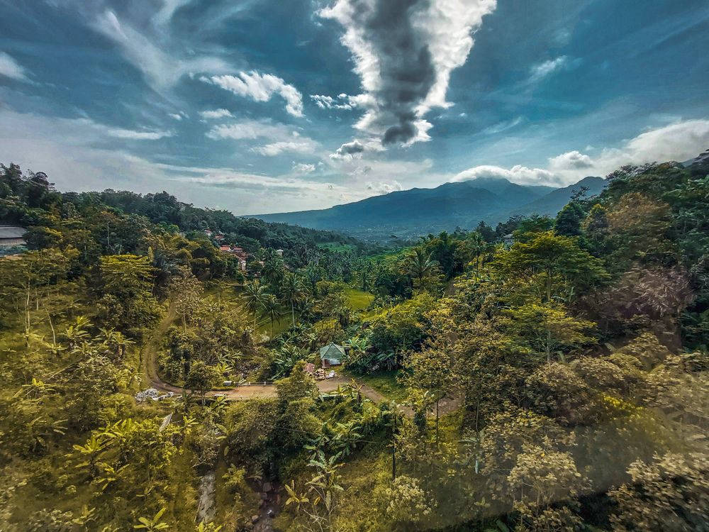 Photograph by Treesnawaty Rahim