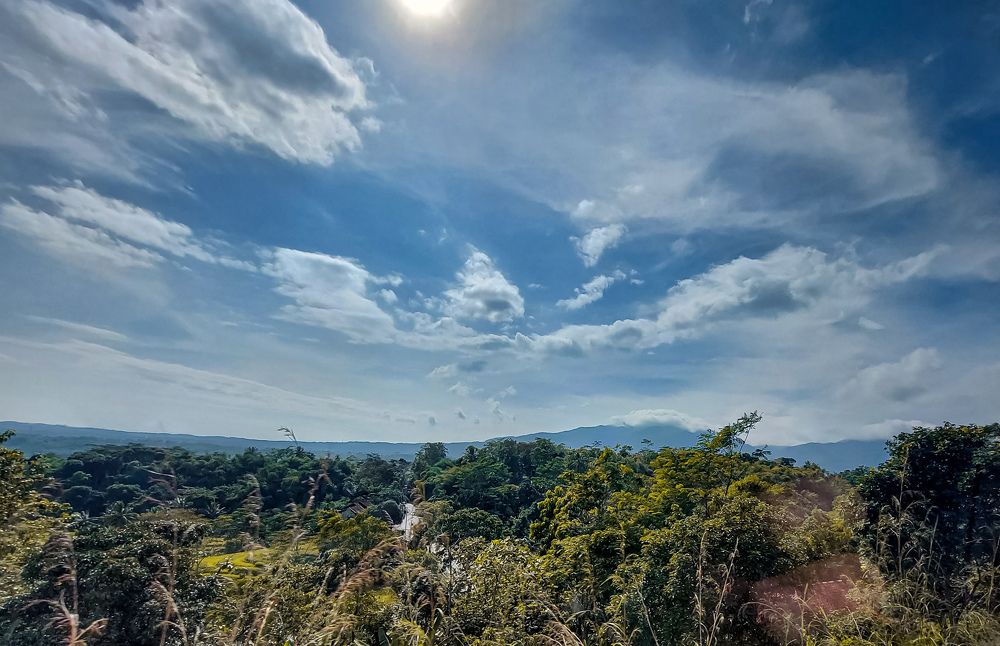 Photograph by Treesnawaty Rahim