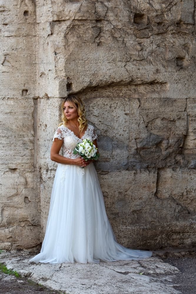 У стен театра Марцелло