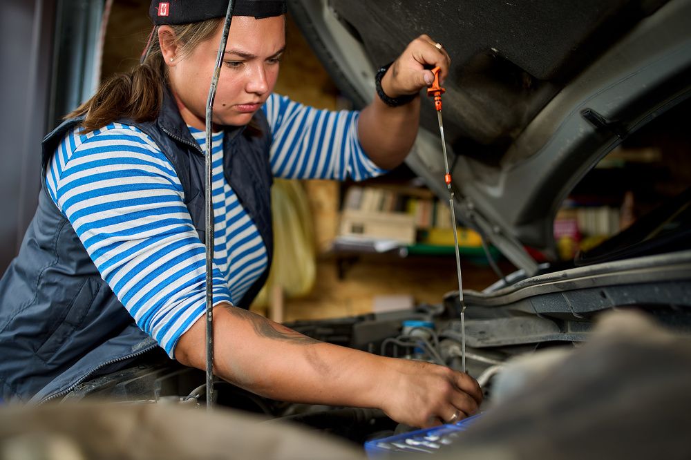 Девушки бывают разные...