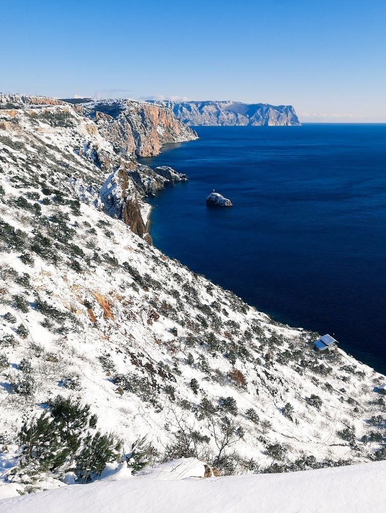 Photograph by George Pavlov