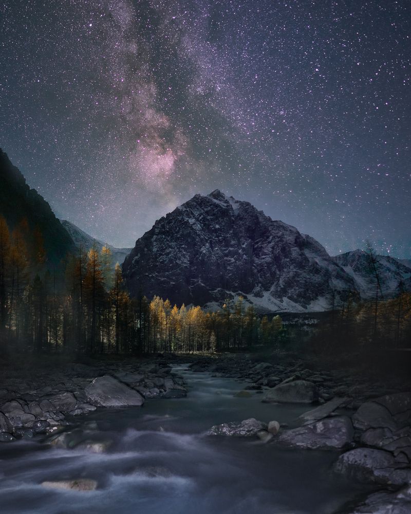 Ночь. Актру, Алтай, сентябрь 2022