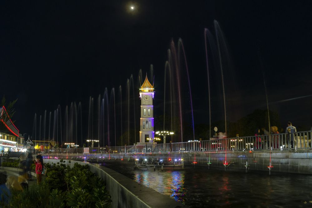 Photograph by Mulyanto Syafridel