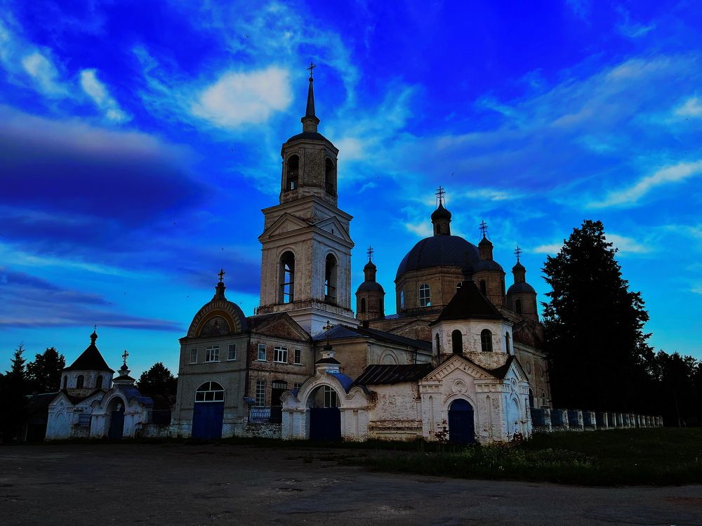 Троицкая церковь в Русских Краях...