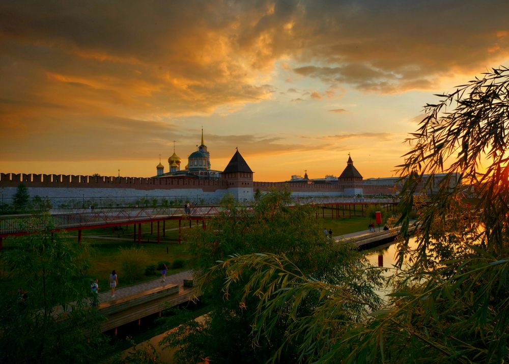 Казанская набережная в Туле.