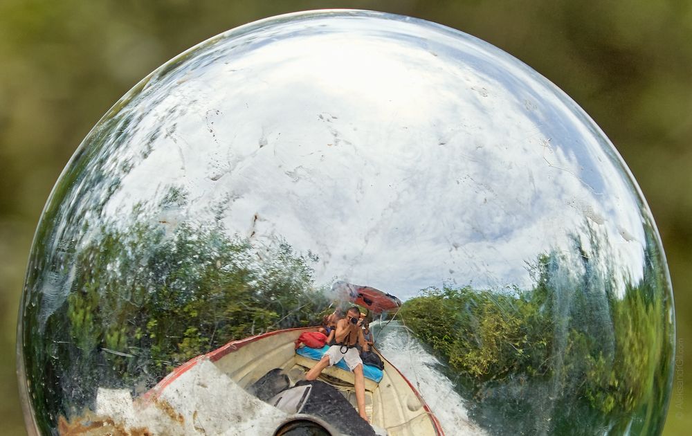 На плоскодонке к Агуатеке.